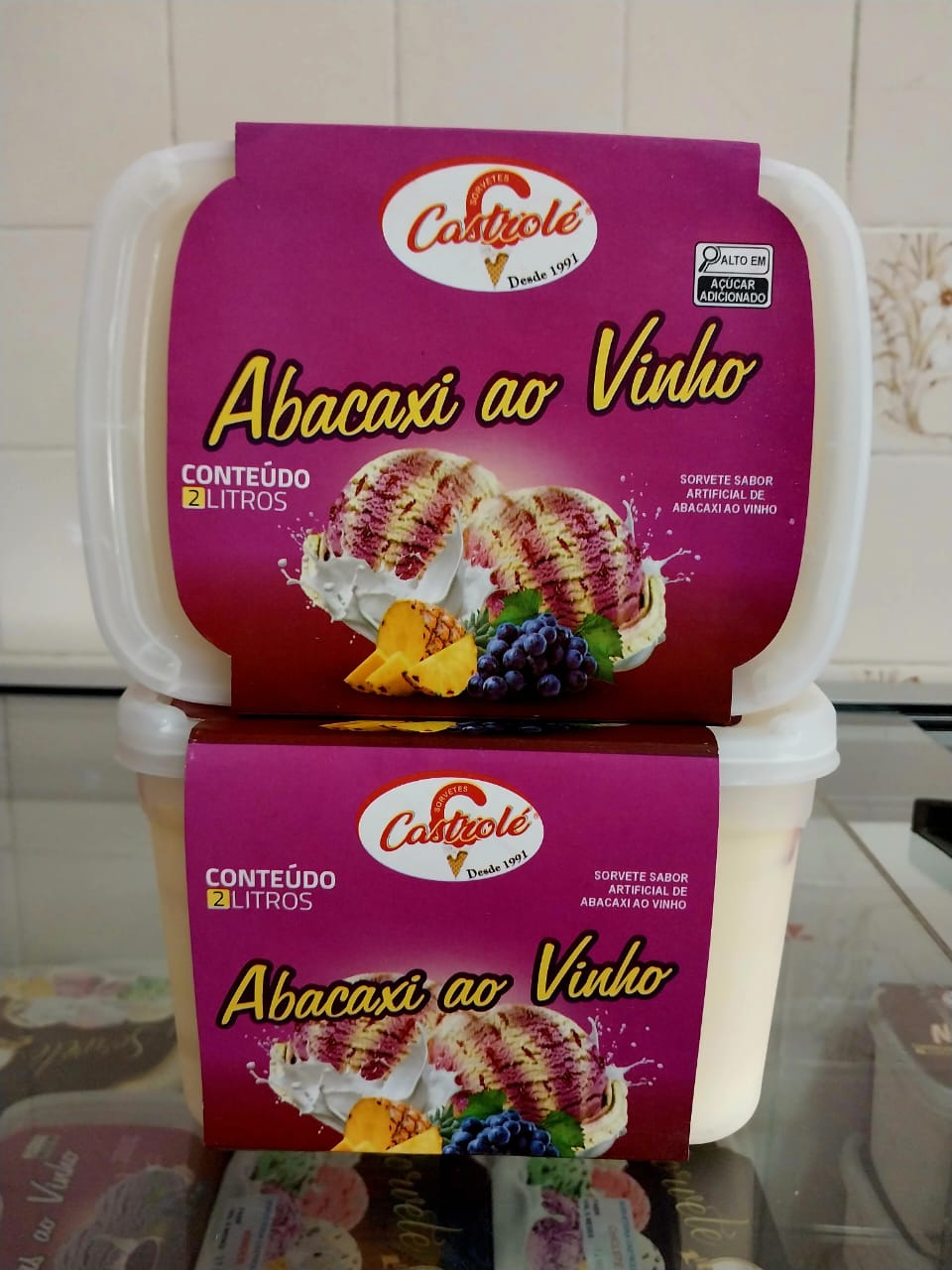 Sorvete Abacaxi ao Vinho